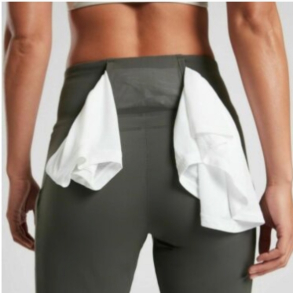 athleta trekkie hybrid crop